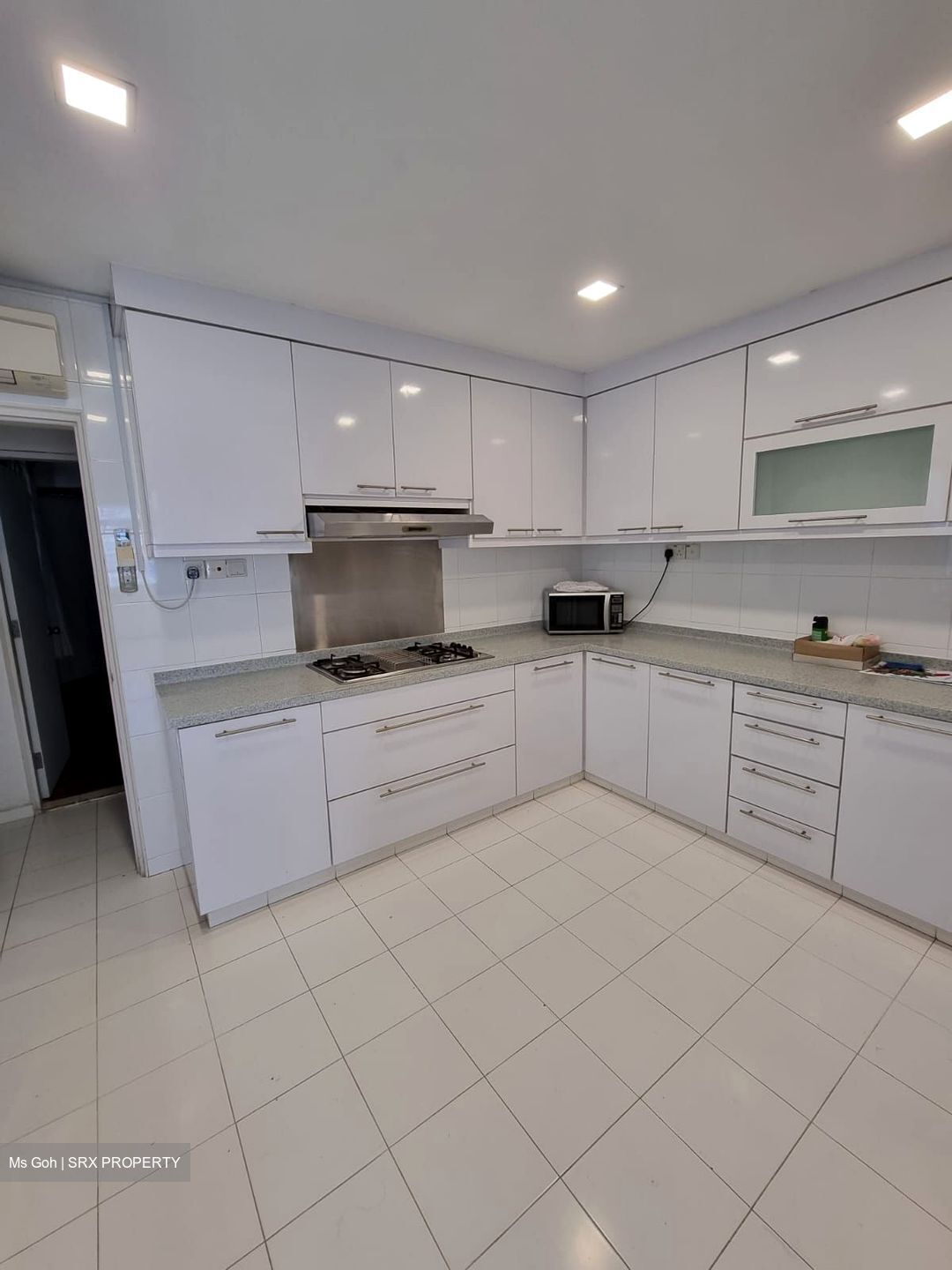 Beverly Hill (D10), Condominium #449469171